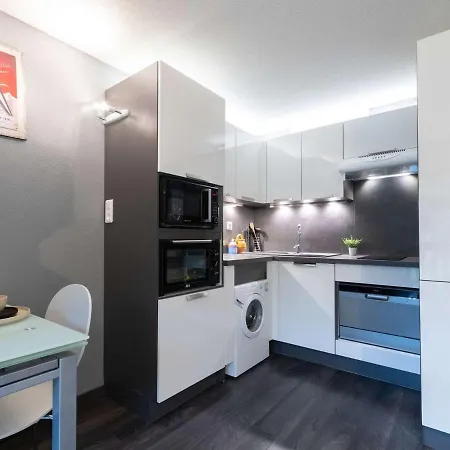 公寓 Renove 4 Personnes Calme Proche Centre Saint-lary - Fr-1-296-241 圣拉里苏朗